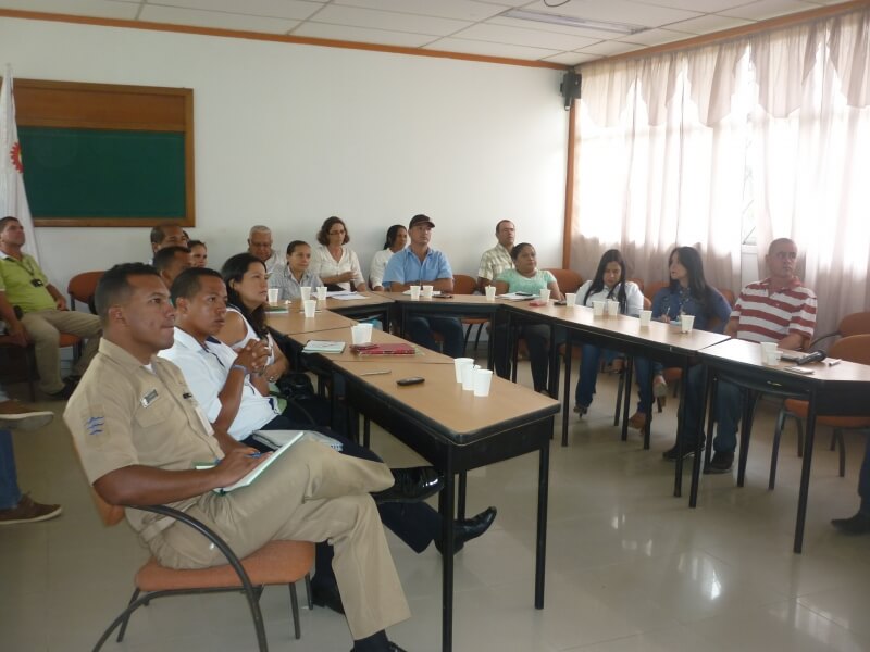 Capitanía de Puerto de Turbo y el SENA de Apartadó, Antioquia, trabajan para crear una ‘Escuela Náutica’ en la región. Capitanía de Puerto de Turbo y el SENA de Apartadó, Antioquia, trabajan para crear una ‘Escuela Náutica’ en la región.