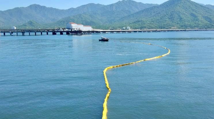 Con éxito se llevó a cabo simulacro sobre pérdida de contención de hidrocarburos en Santa Marta Con éxito se llevó a cabo simulacro sobre pérdida de contención de hidrocarburos en Santa Marta