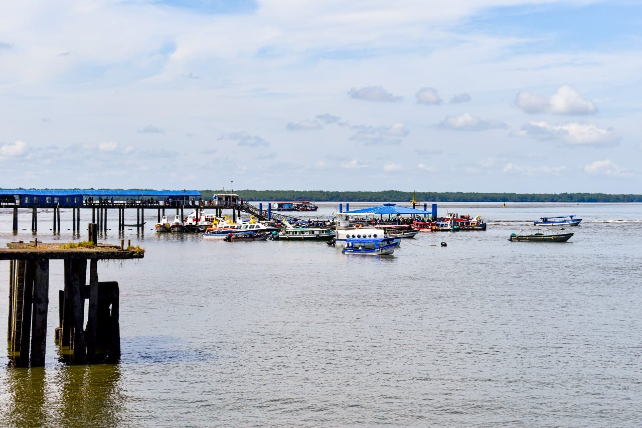 Durante el puente festivo se movilizaron más de 8 mil personas por el muelle turístico de Buenaventura Durante el puente festivo se movilizaron más de 8 mil personas por el muelle turístico de Buenaventura