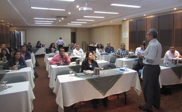 CIOH Pacífico participó en la evaluación del programa nacional de monitoreo marino-costero CIOH Pacífico participó en la evaluación del programa nacional de monitoreo marino-costero