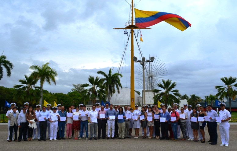 Participantes del Diplomado en Gestión de Operaciones Exploración y Producción de Hidrocarburos Costa Afuera Participantes del Diplomado en Gestión de Operaciones Exploración y Producción de Hidrocarburos Costa Afuera