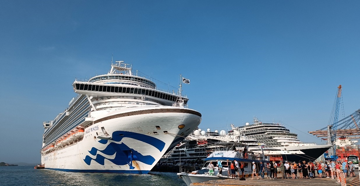 Inicia la temporada de cruceros 2023-2024 con una proyección más alta de turistas Inicia la temporada de cruceros 2023-2024 con una proyección más alta de turistas
