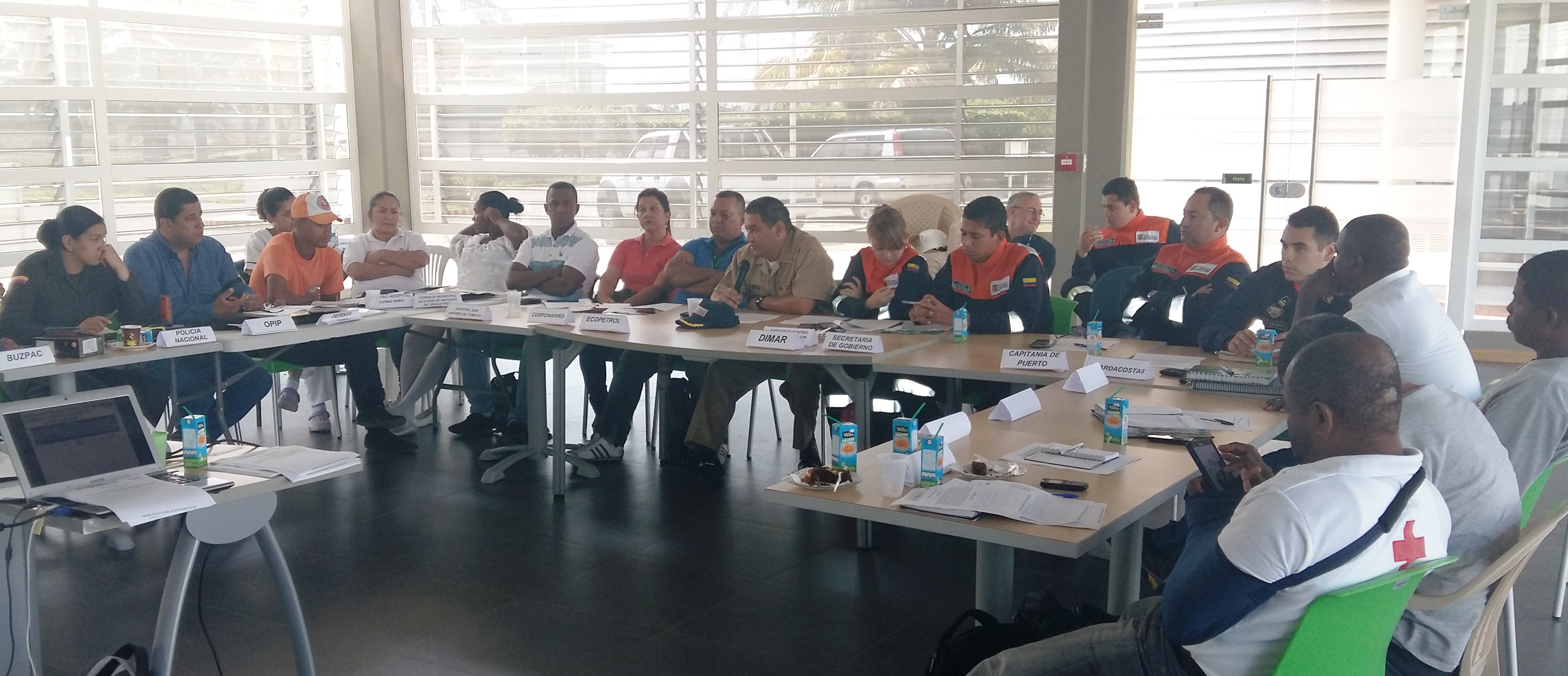 Primer ejercicio de mesa del código PBIB y ejercicio de Contingencia por Derrame de Hidrocarburos en el Puerto de Tumaco Primer ejercicio de mesa del código PBIB y ejercicio de Contingencia por Derrame de Hidrocarburos en el Puerto de Tumaco
