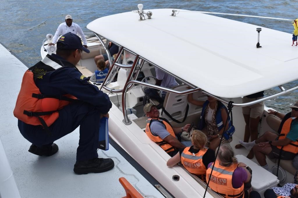 Dimar realiza lanzamiento de campaña por la seguridad marítima en Cartagena Dimar realiza lanzamiento de campaña por la seguridad marítima en Cartagena