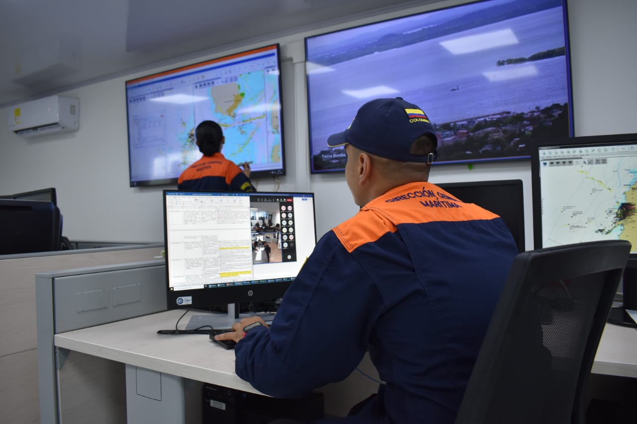 Exitoso ejercicio de simulación de emergencia en altamar Exitoso ejercicio de simulación de emergencia en altamar