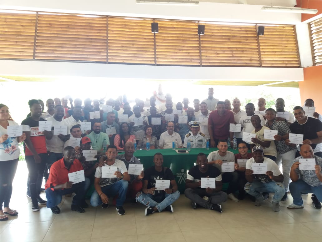 60 habitantes de Turbo certificados como motoristas costanero