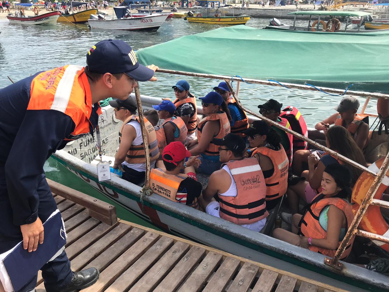 A nivel Nacional se da inicio a la campaña de seguridad marítima y fluvial: Seguros y abordo A nivel Nacional se da inicio a la campaña de seguridad marítima y fluvial: Seguros y abordo