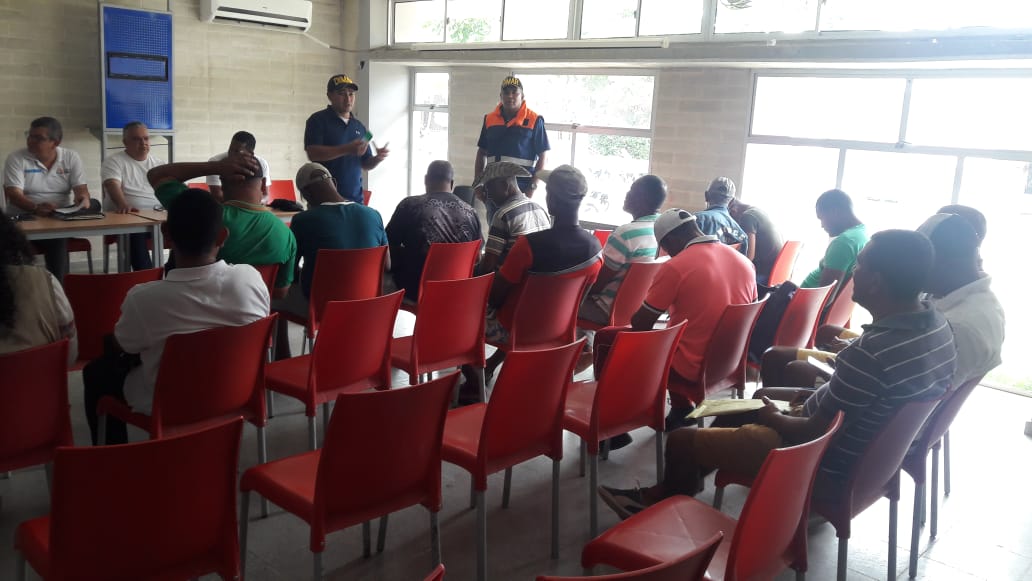 Autoridad Marítima liderar reunión con pescadores artesanales de Urabá. Autoridad Marítima liderar reunión con pescadores artesanales de Urabá.