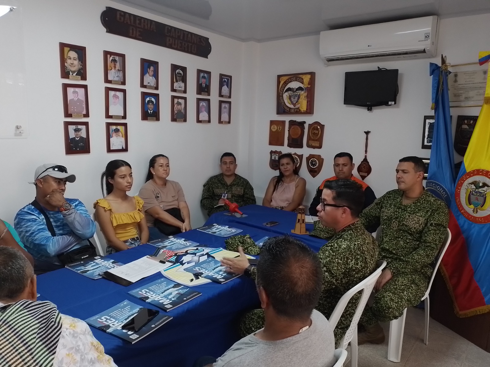 Dimar, autoridades y gremio fluvial concentran esfuerzos en la seguridad marítima sobre el río Caquetá Dimar, autoridades y gremio fluvial concentran esfuerzos en la seguridad marítima sobre el río Caquetá