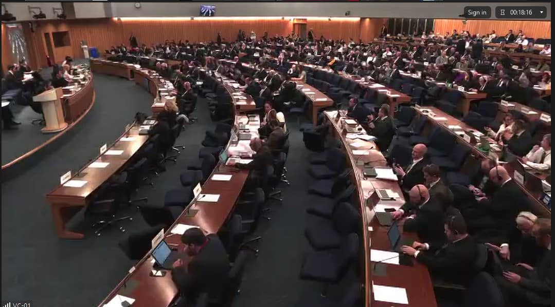 Colombia presenta ante la OMI, estrategias de seguimiento, control y vigilancia para evitar falsificación de títulos de navegación Colombia presenta ante la OMI, estrategias de seguimiento, control y vigilancia para evitar falsificación de títulos de navegación