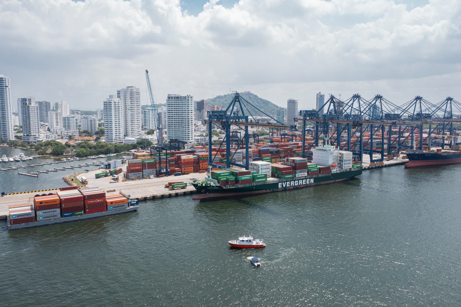 Colombia registra crecimiento del 5,6% en tráfico marítimo y evidencia cambios en su sistema portuario