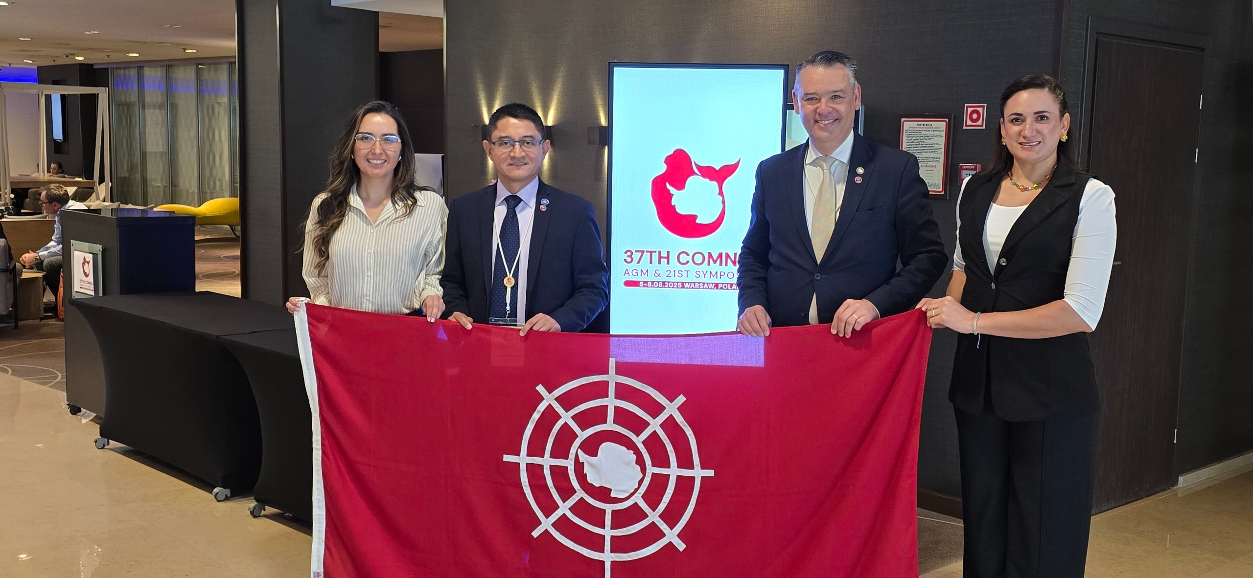 Colombia se convierte en Miembro Pleno del Consejo de Administradores de Programas Antárticos Nacionales (COMNAP) 