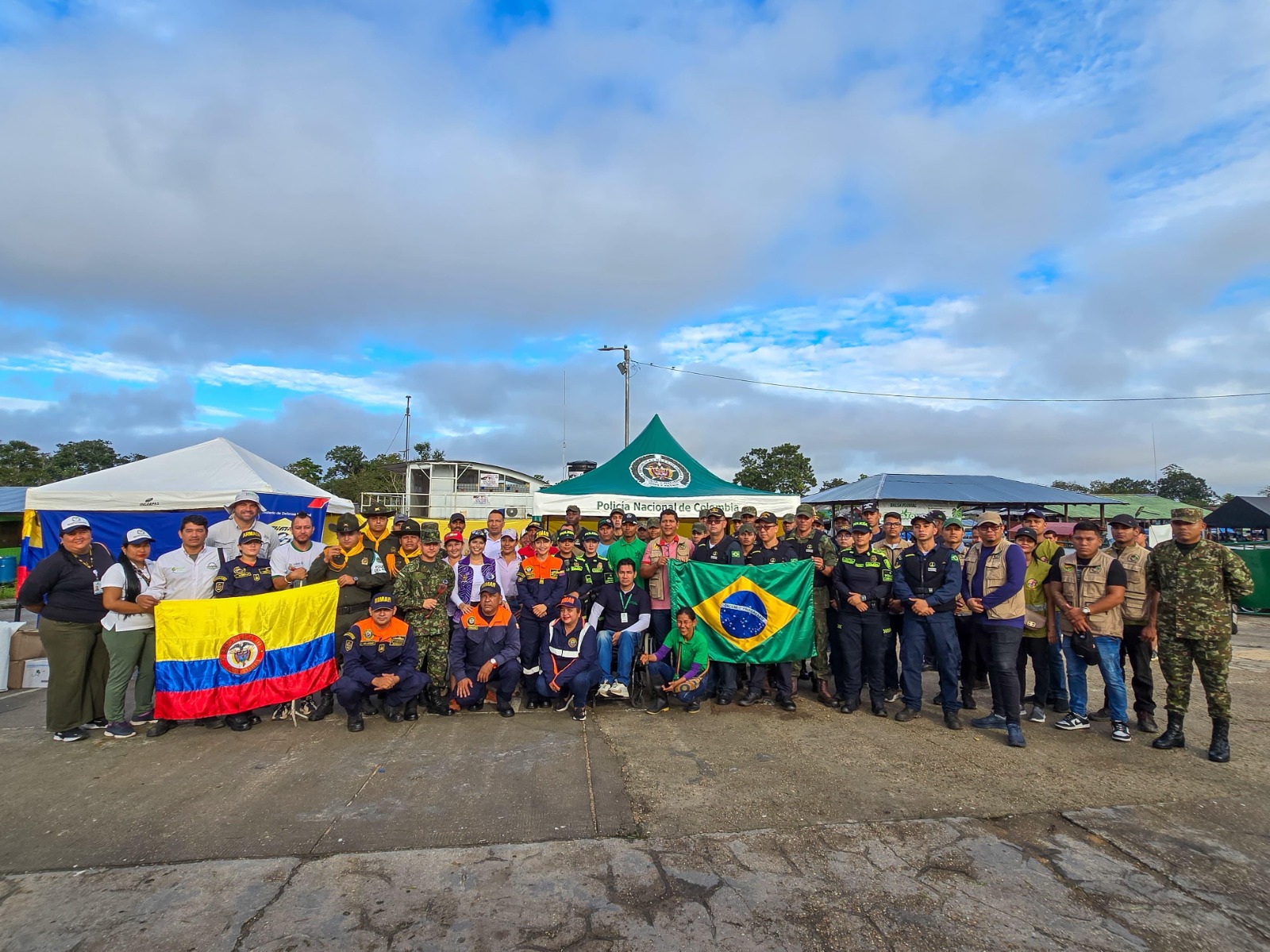 Colombia y Brasil unidos por la protección del río Amazonas más de una tonelada de residuos recolectada en la Gran Jornada Ambiental Binacional 