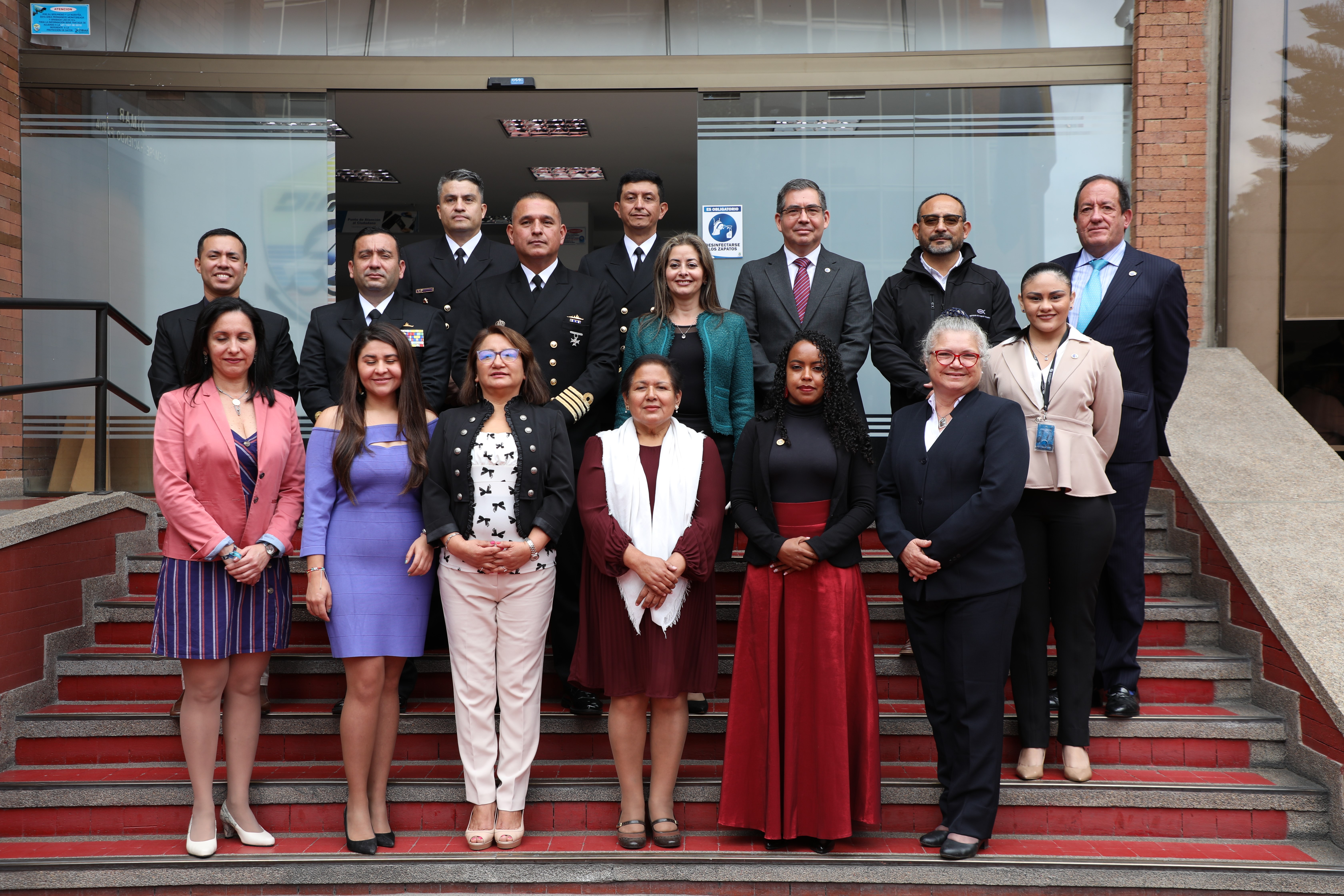 Colombia, Ecuador, Perú y Chile coordinan acciones de investigación científica en el Pacífico Sudeste Colombia, Ecuador, Perú y Chile coordinan acciones de investigación científica en el Pacífico Sudeste