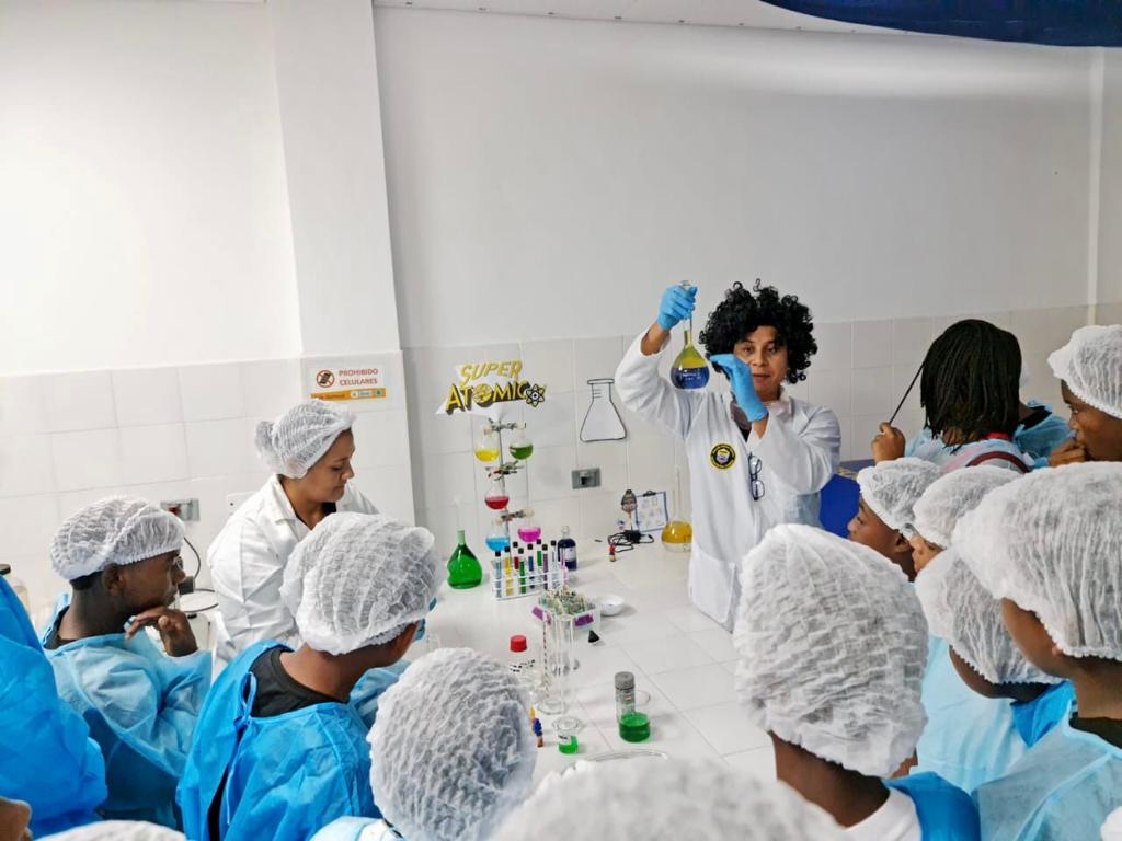 Dimar trabaja por la consolidación de la cultura ambiental y científica de los jóvenes de Tumaco, Nariño Dimar trabaja por la consolidación de la cultura ambiental y científica de los jóvenes de Tumaco, Nariño