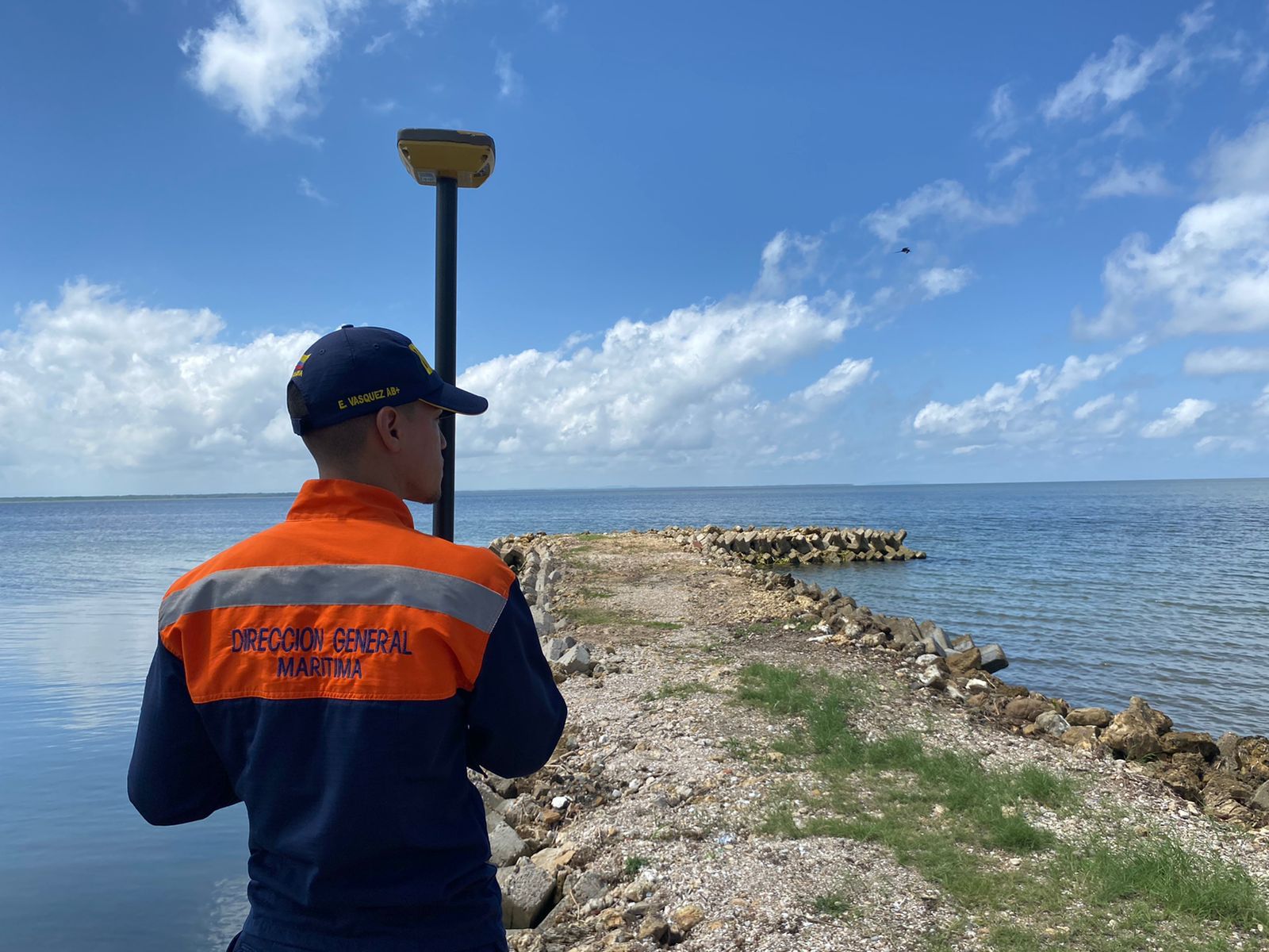 Dimar adelanta el control y vigilancia de playas, terrenos de bajamar y aguas marítimas en Islas del Rosario y Barú, en Cartagena Dimar adelanta el control y vigilancia de playas, terrenos de bajamar y aguas marítimas en Islas del Rosario y Barú, en Cartagena