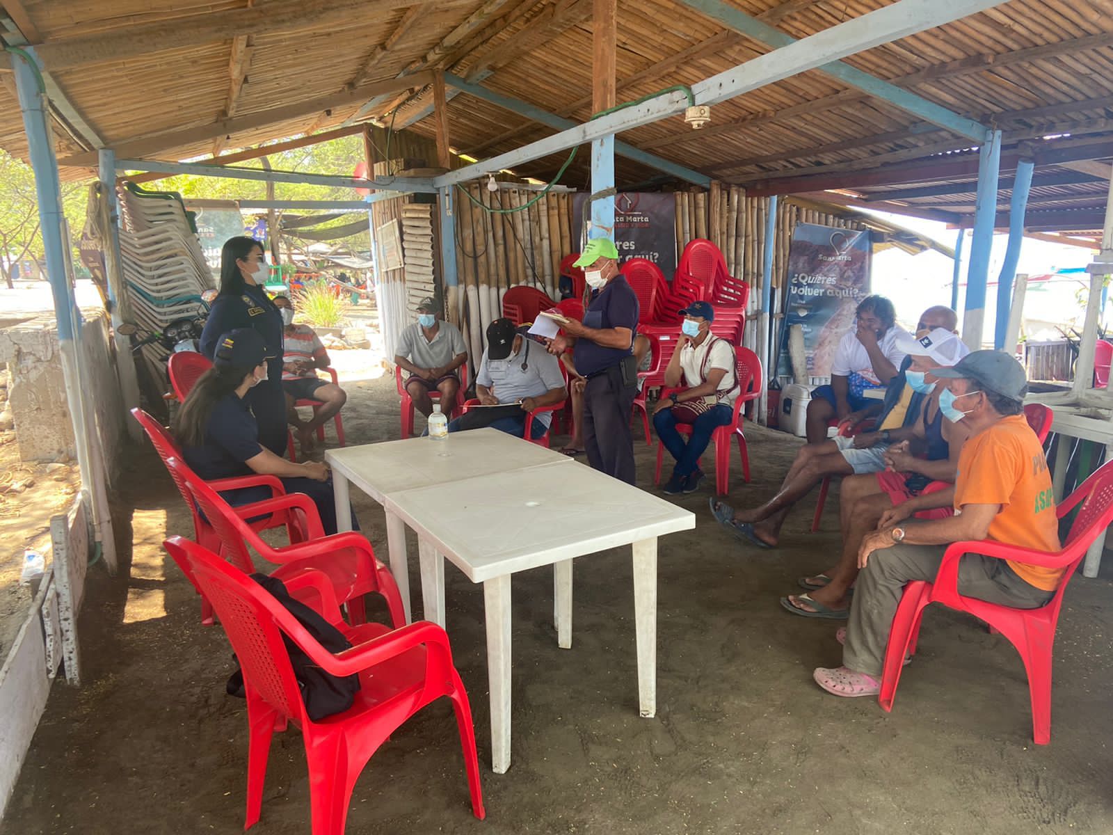 Dimar continúa trabajando con el gremio de pesca artesanal, en Santa Marta Dimar continúa trabajando con el gremio de pesca artesanal, en Santa Marta