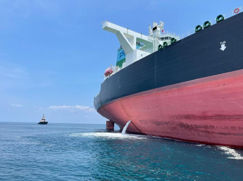 En Tumaco, Dimar controla y vigila la contaminación biológica generada por el tráfico marítimo internacional En Tumaco, Dimar controla y vigila la contaminación biológica generada por el tráfico marítimo internacional
