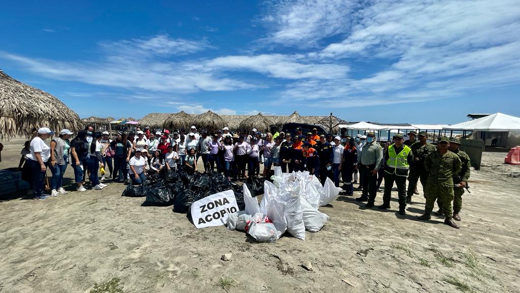 Dimar conmemora el Día de los Océanos con una jornada de limpieza en Barranquilla Dimar conmemora el Día de los Océanos con una jornada de limpieza en Barranquilla