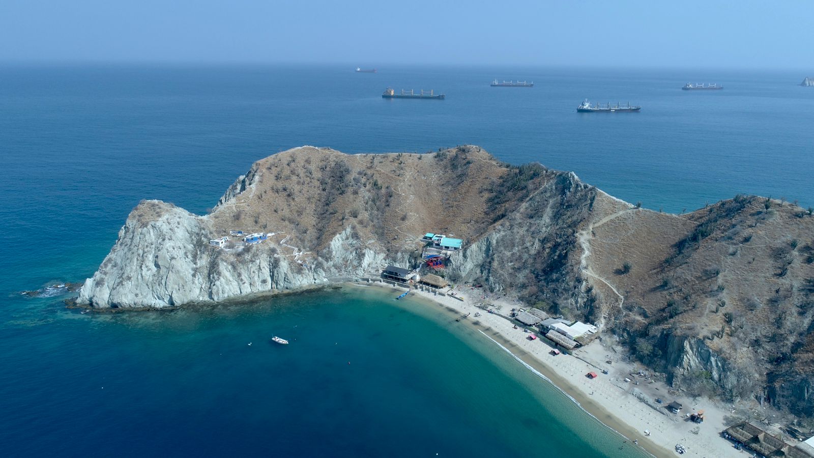 Más de 500.000 turistas se han movilizado por vía marítima hacia las playas de Santa Marta Más de 500.000 turistas se han movilizado por vía marítima hacia las playas de Santa Marta