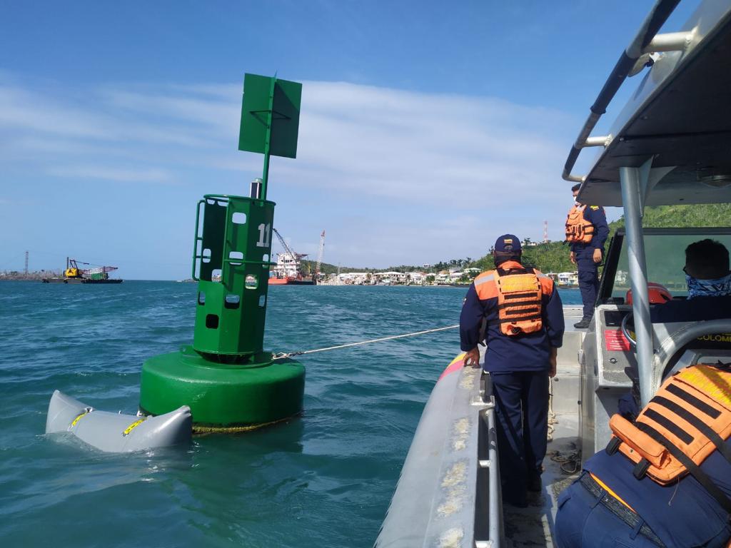 Dirección General Marítima realiza mantenimiento a faros y boyas de San Andrés y Providencia Dirección General Marítima realiza mantenimiento a faros y boyas de San Andrés y Providencia
