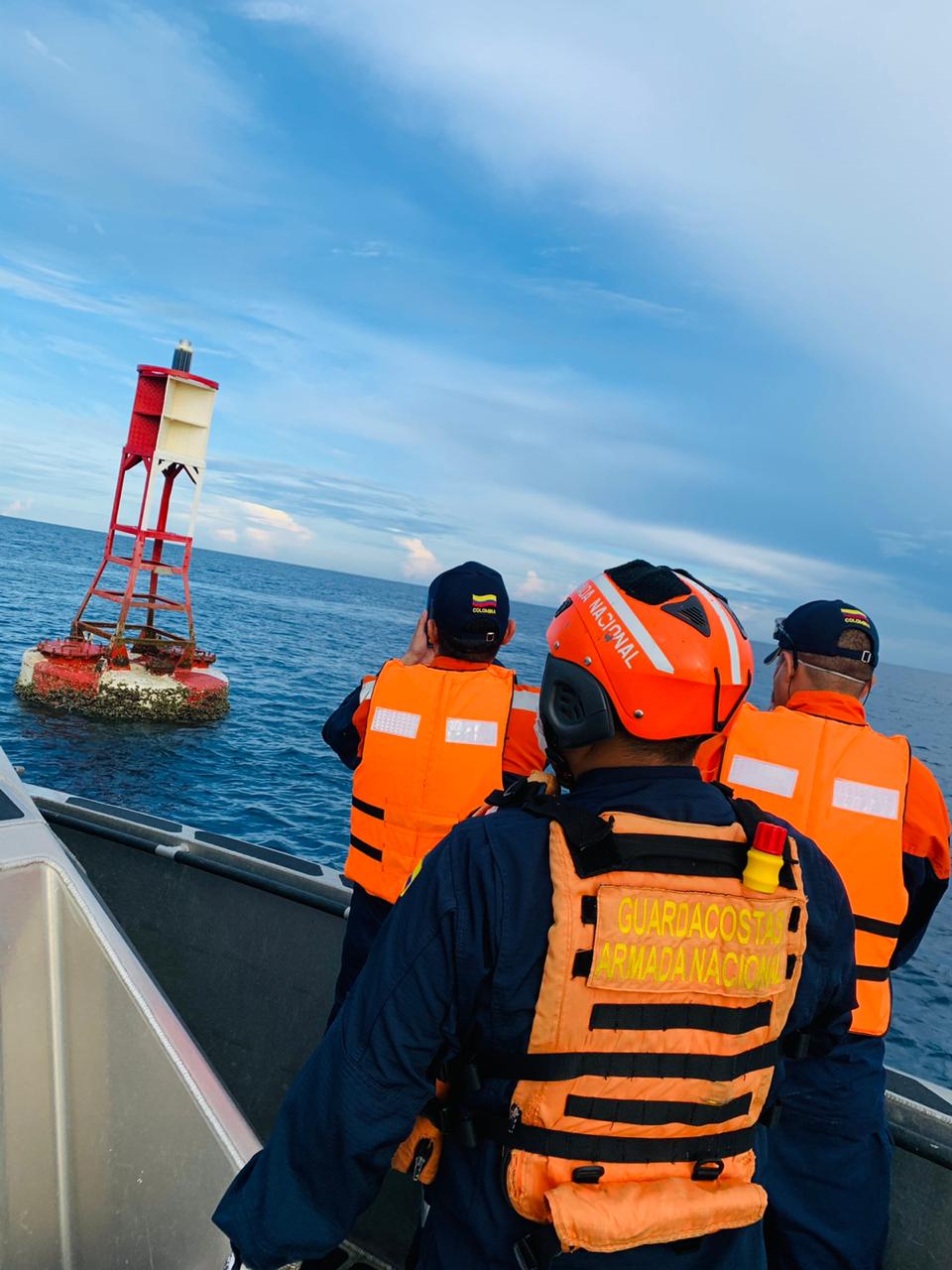 Dimar inspecciona puertos y realiza mantenimiento a los faros ubicados en La Guajira Dimar inspecciona puertos y realiza mantenimiento a los faros ubicados en La Guajira