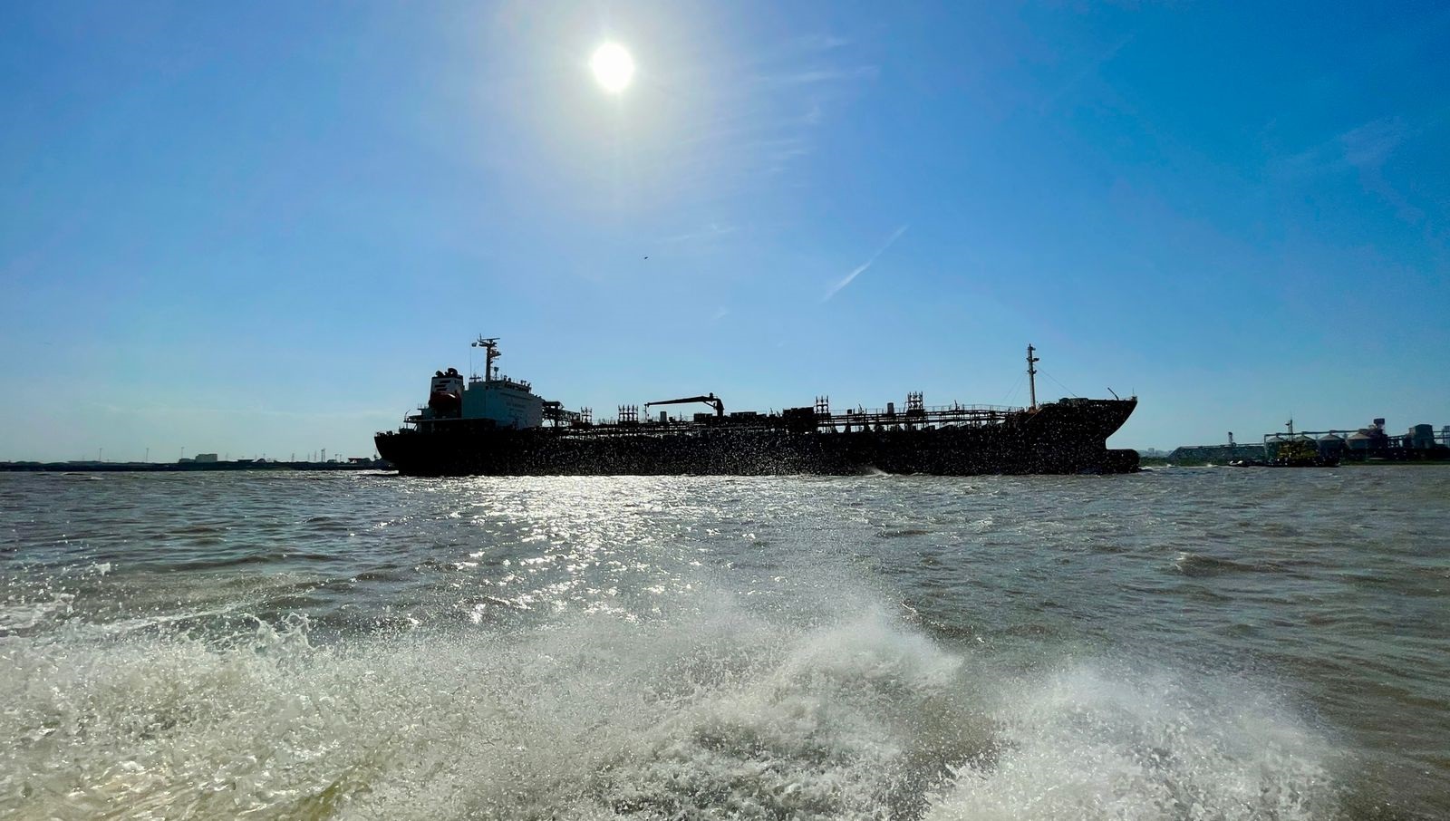 Dimar anuncia mejoras de las condiciones en la navegación en el canal de acceso al puerto de Barranquilla