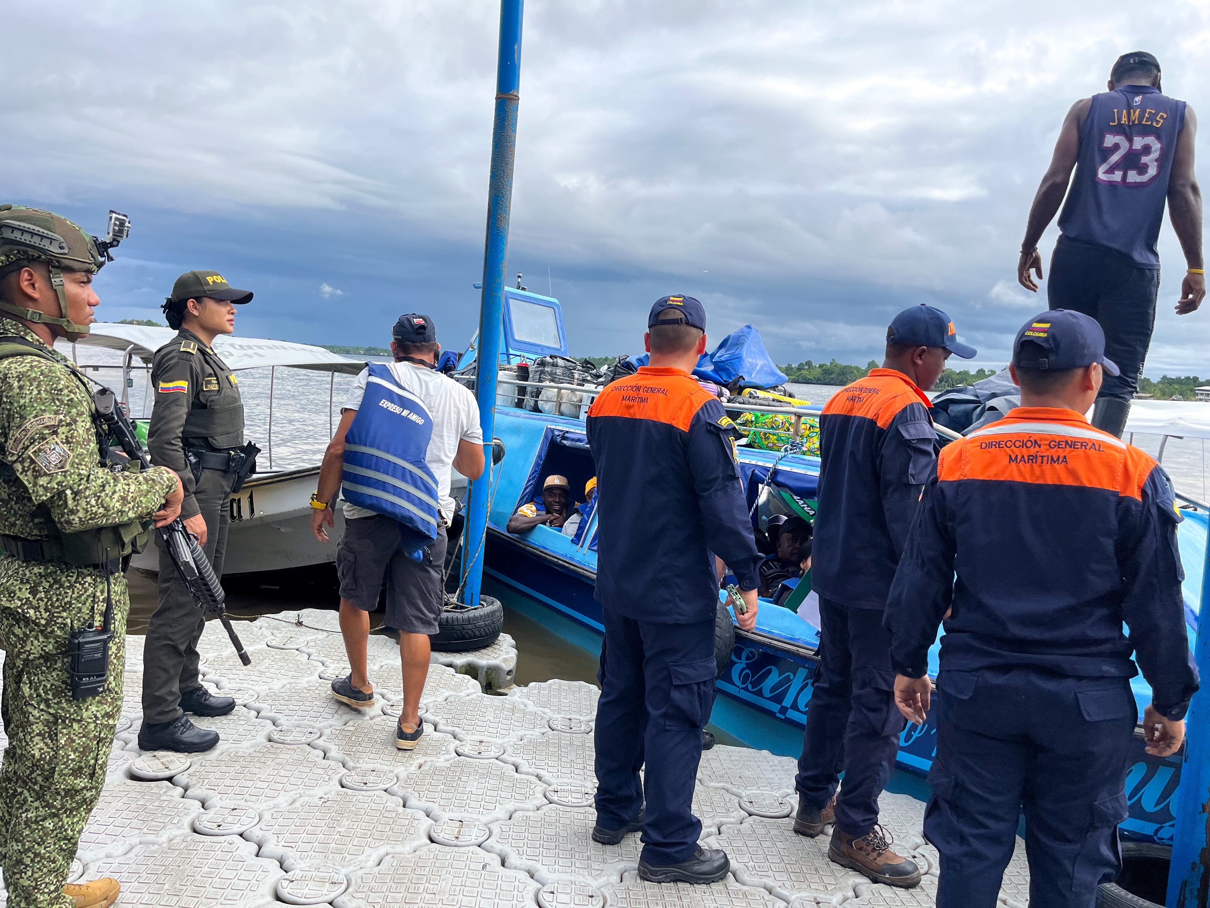 DIMAR refuerza controles marítimos en Guapi para garantizar una temporada turística segura en el Pacífico 