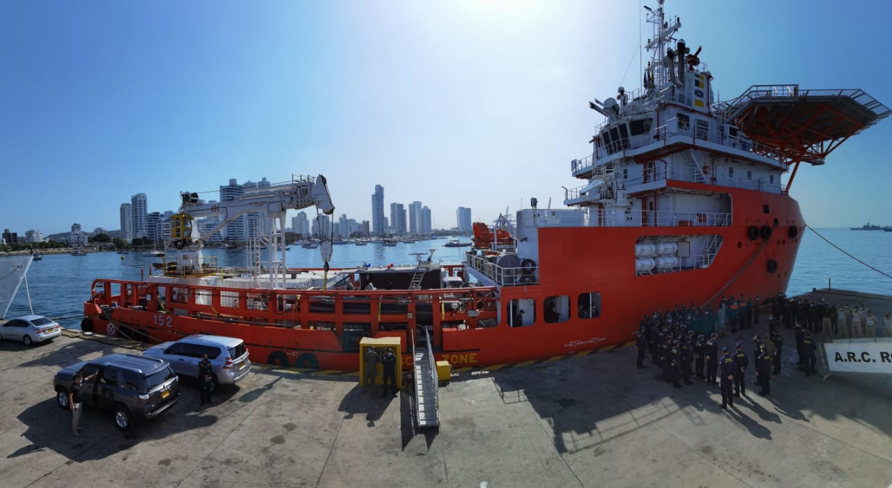 Nuevamente zarpó el buque ARC “Caribe” al archipiélagago de San Andrés y Providencia: Esta vez transportará 170 toneladas de ayudas humanitarias Nuevamente zarpó el buque ARC “Caribe” al archipiélagago de San Andrés y Providencia: Esta vez transportará 170 toneladas de ayudas humanitarias