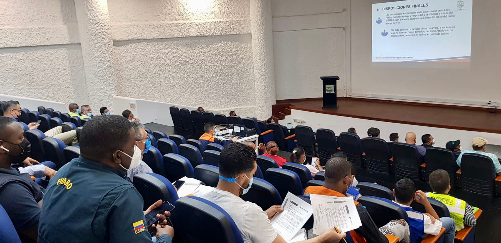 Dimar acompaña el inicio anticipado de operaciones para el puerto de Buenaventura Dimar acompaña el inicio anticipado de operaciones para el puerto de Buenaventura