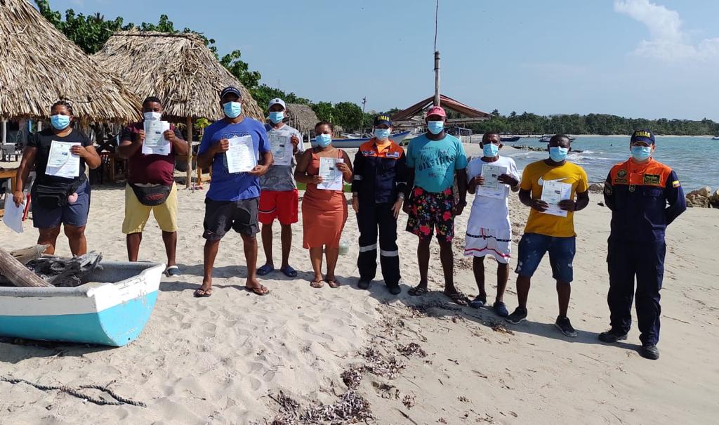 La Dirección General Marítima otorga matrículas de embarcaciones a pobladores de Rincón del Mar La Dirección General Marítima otorga matrículas de embarcaciones a pobladores de Rincón del Mar