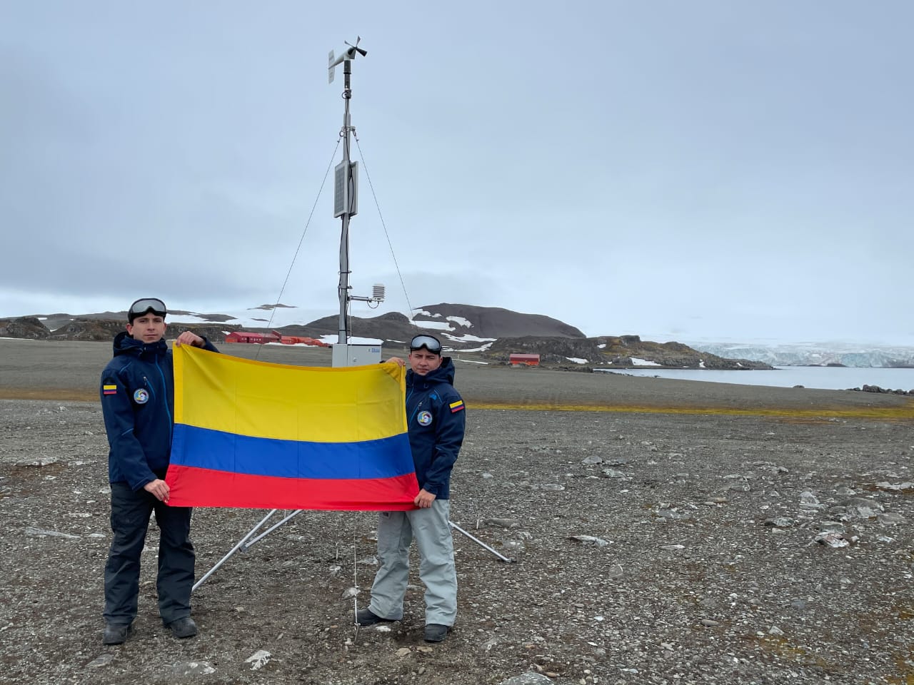 Dirección General Marítima representa a Colombia en VII Expedición Científica en la Antártida Dirección General Marítima representa a Colombia en VII Expedición Científica en la Antártida
