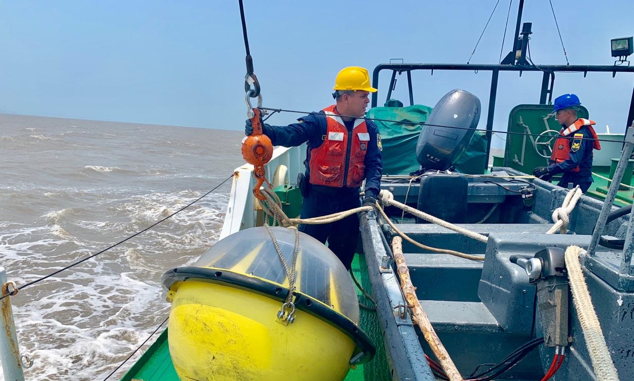 Dimar comprometida con la seguridad de la navegación en el puerto de Barranquilla