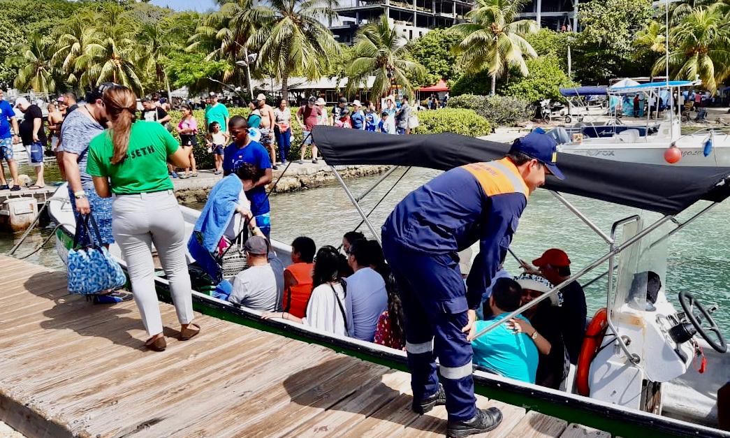 Dimar entrega un balance positivo en la Isla de San Andrés con 17.560 pasajeros movilizados Dimar entrega un balance positivo en la Isla de San Andrés con 17.560 pasajeros movilizados