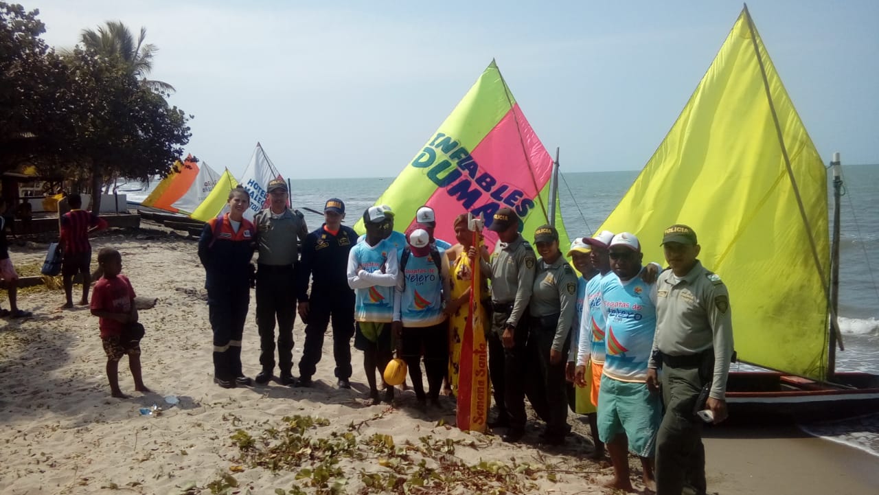 Dimar realiza controles de seguridad marítima en la primera regata artesanal en el Golfo de Morrosquillo Dimar realiza controles de seguridad marítima en la primera regata artesanal en el Golfo de Morrosquillo