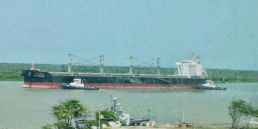 Dimar: superada situación de buque en Bocas de Ceniza Dimar: superada situación de buque en Bocas de Ceniza