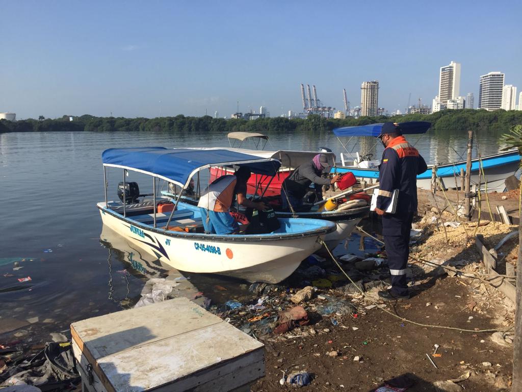 En Cartagena, Dimar mantiene control a naves en la Ciénaga de Las Quintas En Cartagena, Dimar mantiene control a naves en la Ciénaga de Las Quintas