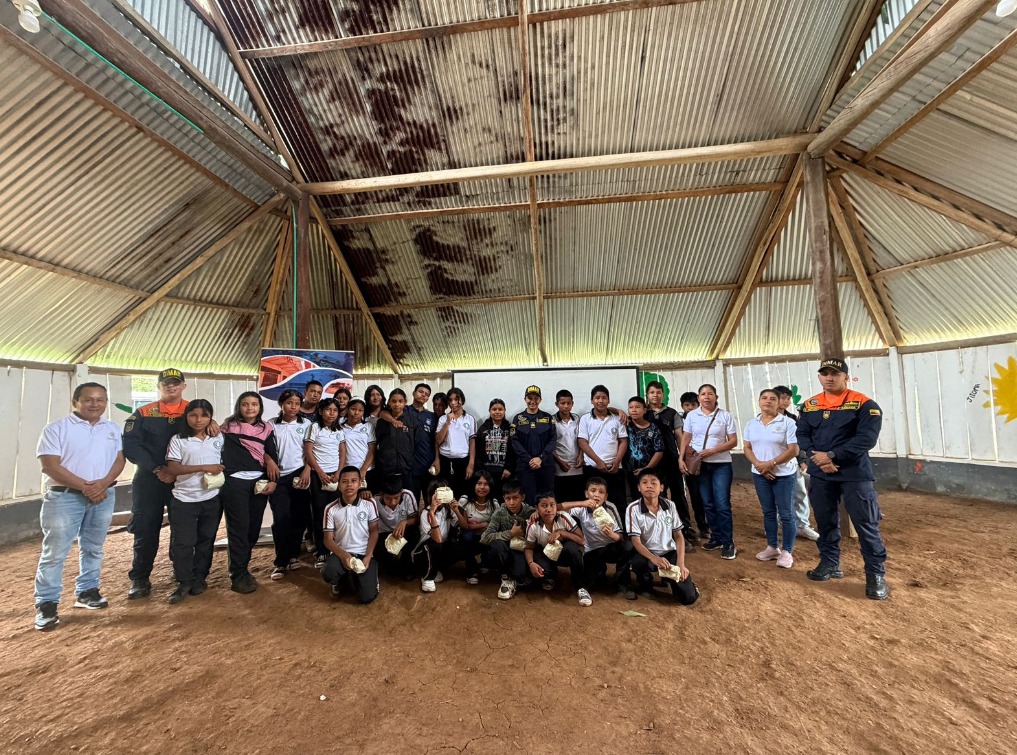 Estudiantes de Puerto Leguízamo se suman al cuidado del río Putumayo