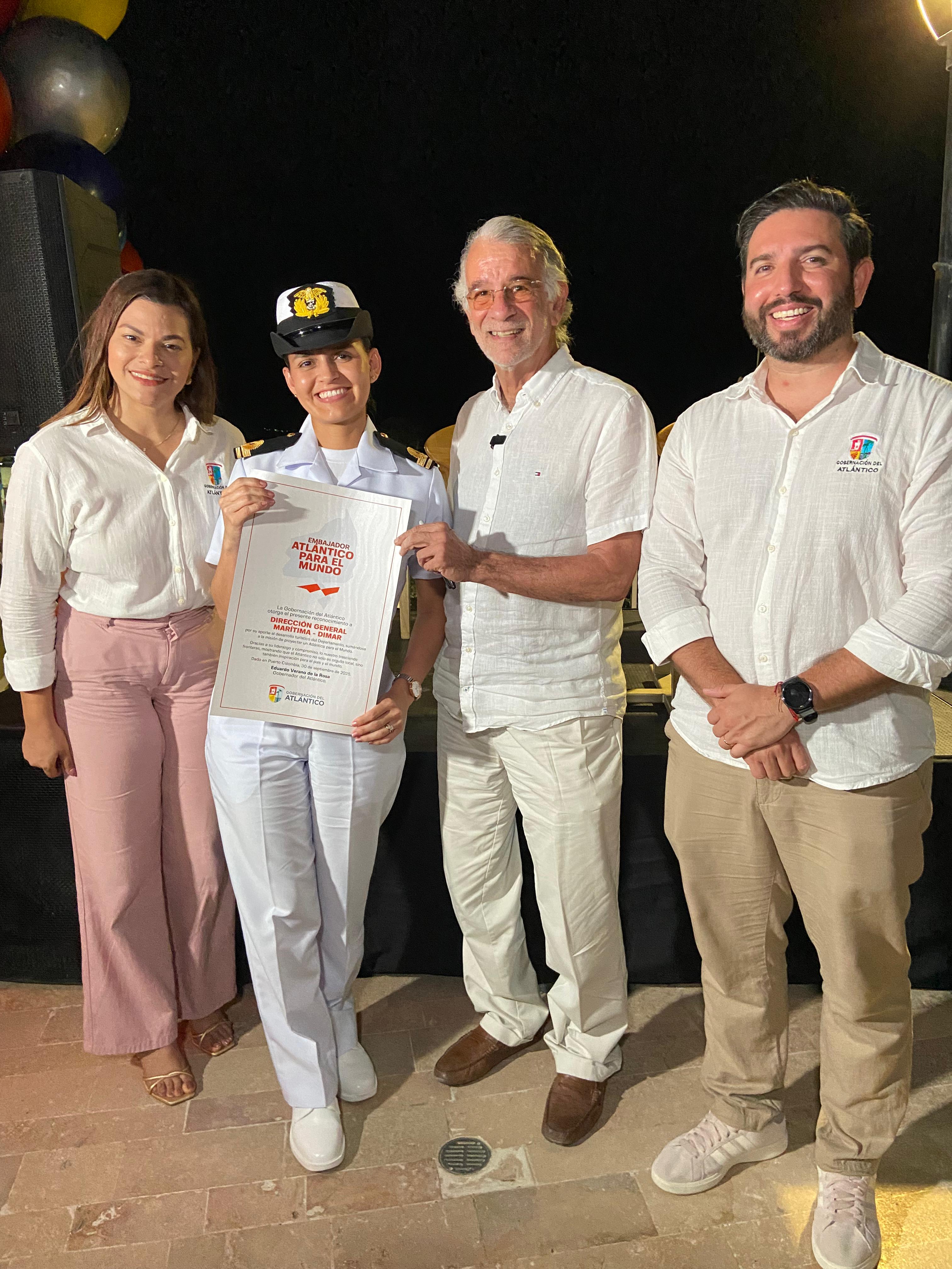 Gobernación del Atlántico entrega reconocimiento a la Autoridad Marítima Colombiana en Barranquilla por el aporte al fortalecimiento del turismo regional