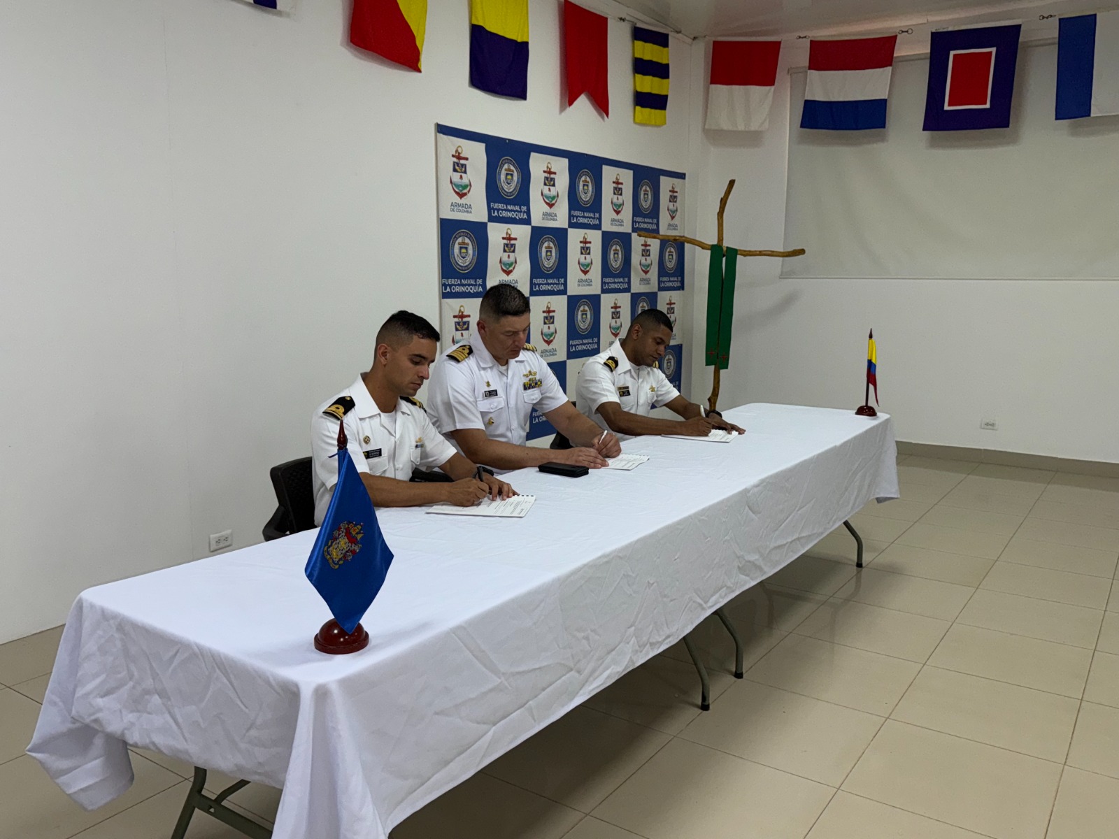 Puerto Carreño tiene nuevo Capitán de Puerto, el Teniente Fragata Santiago Moreno Herrera con trayectoria destacada en la Armada de Colombia asume el mando