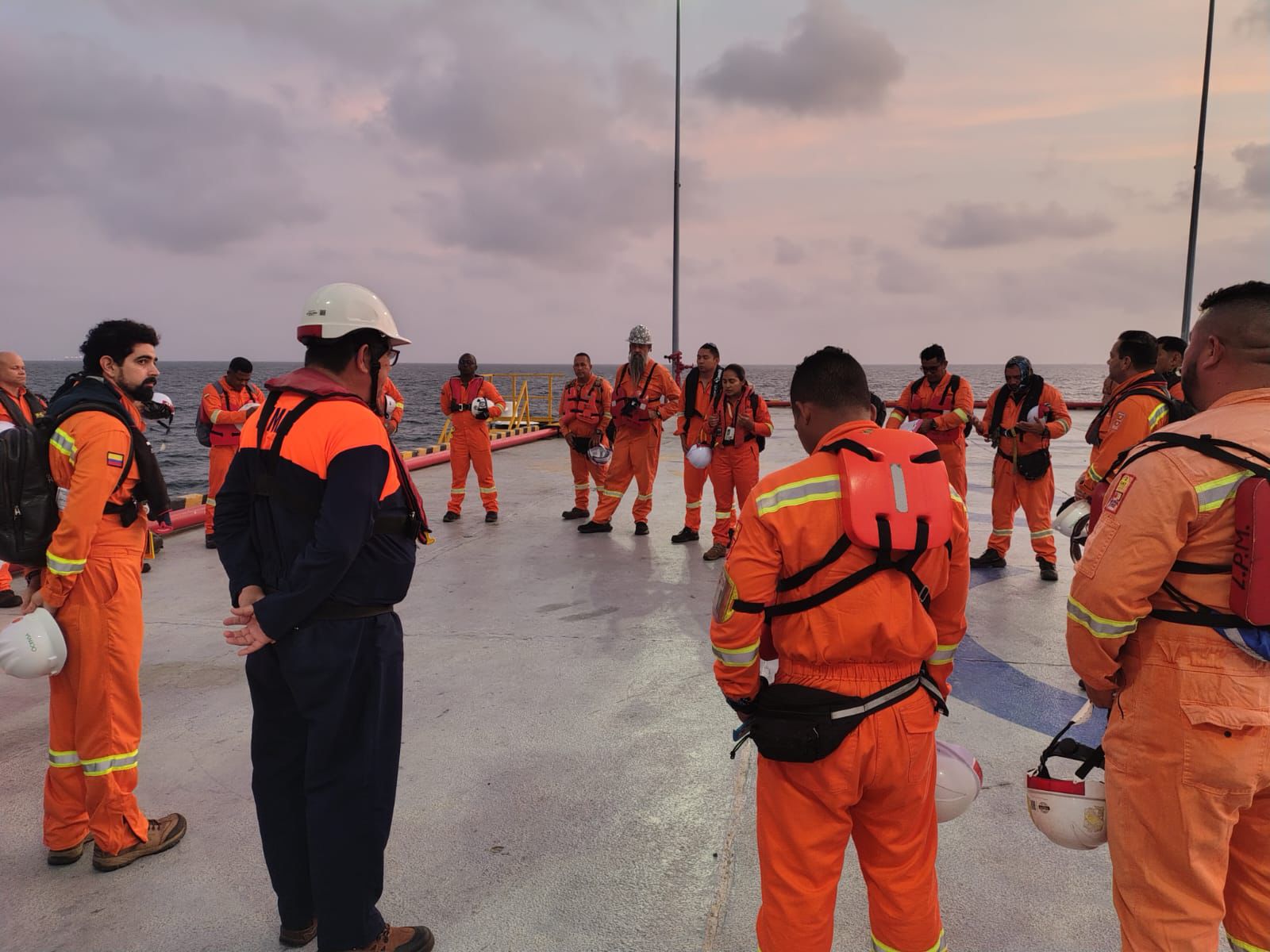 Supervisión clave de DIMAR asegura mantenimiento en terminal petrolera de Coveñas