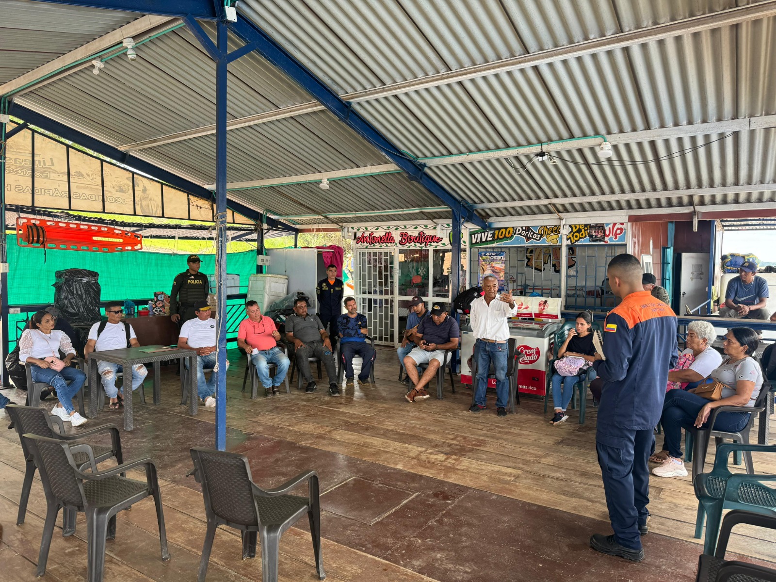 Dimar adelanta permisos de operación de empresas de transporte fluvial de pasajeros y carga en Puerto Carreño Dimar adelanta permisos de operación de empresas de transporte fluvial de pasajeros y carga en Puerto Carreño