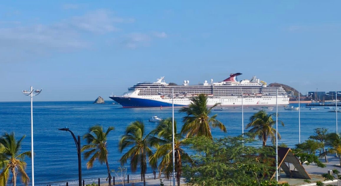 Santa Marta dio la bienvenida a los turistas del crucero “Carnival Spirit” Santa Marta dio la bienvenida a los turistas del crucero “Carnival Spirit”