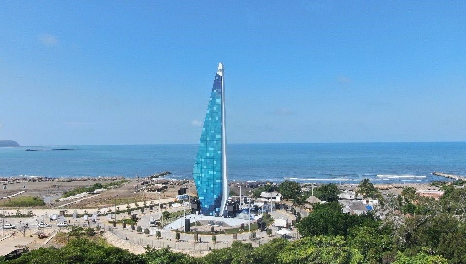 La “Ventana de Sueños” de Puerto Colombia: un faro visible a 20 millas náuticas La “Ventana de Sueños” de Puerto Colombia: un faro visible a 20 millas náuticas