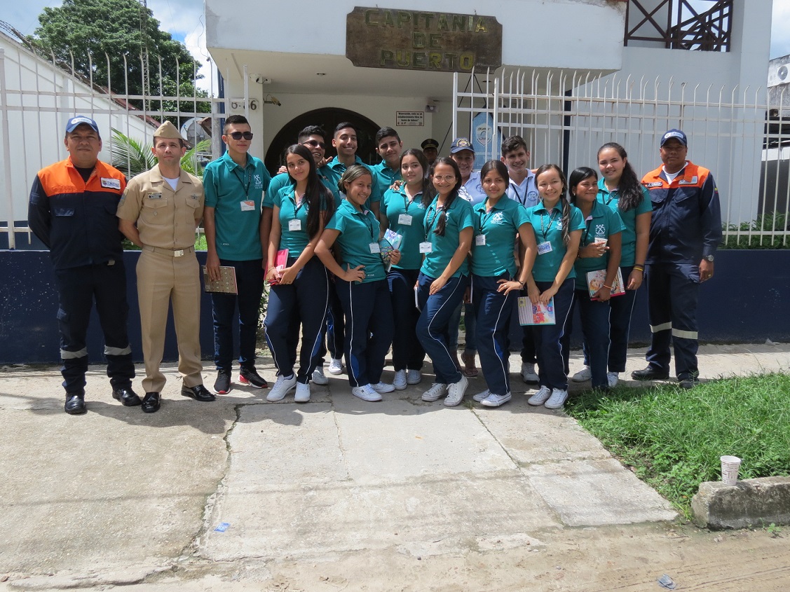 Capitanía de Puerto de Leticia recibe visita del Colegio Naval Capitanía de Puerto de Leticia recibe visita del Colegio Naval