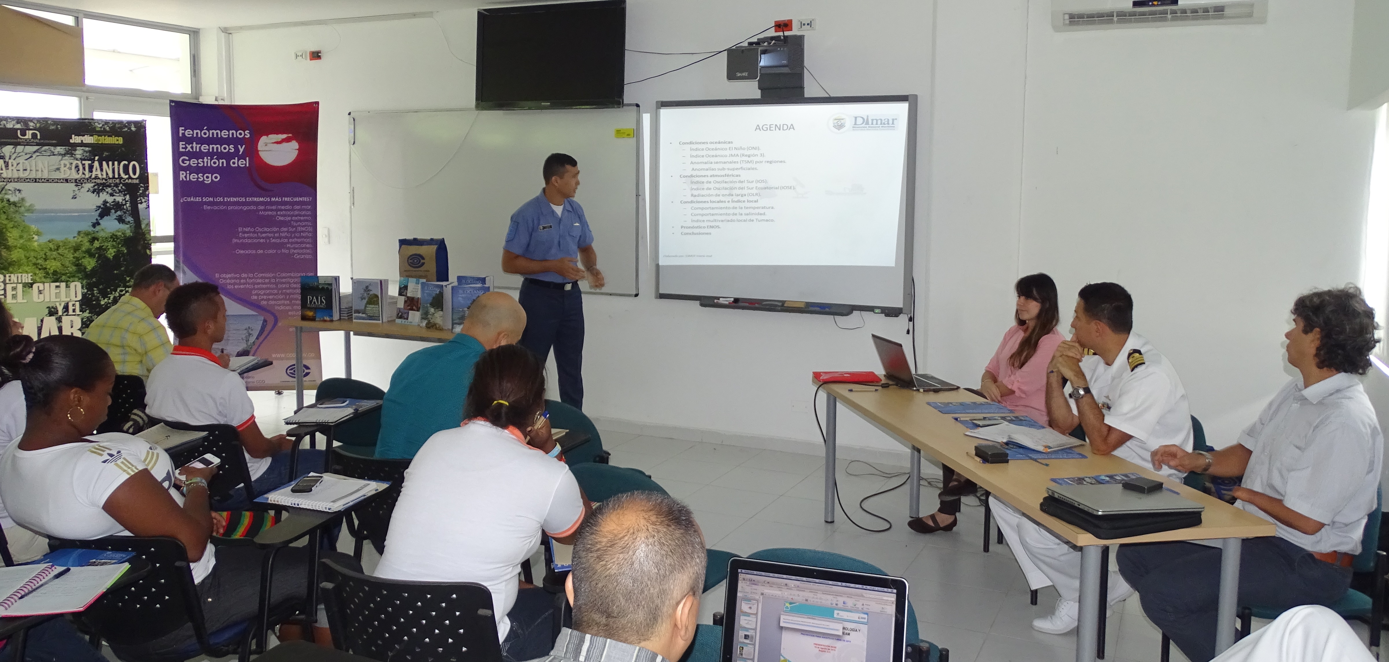CIOH Pacífico, en la segunda reunión del ‘Comité Técnico Nacional para el Estudio del Fenómeno “El Niño”, en San Andrés Isla. CIOH Pacífico, en la segunda reunión del ‘Comité Técnico Nacional para el Estudio del Fenómeno “El Niño”, en San Andrés Isla.