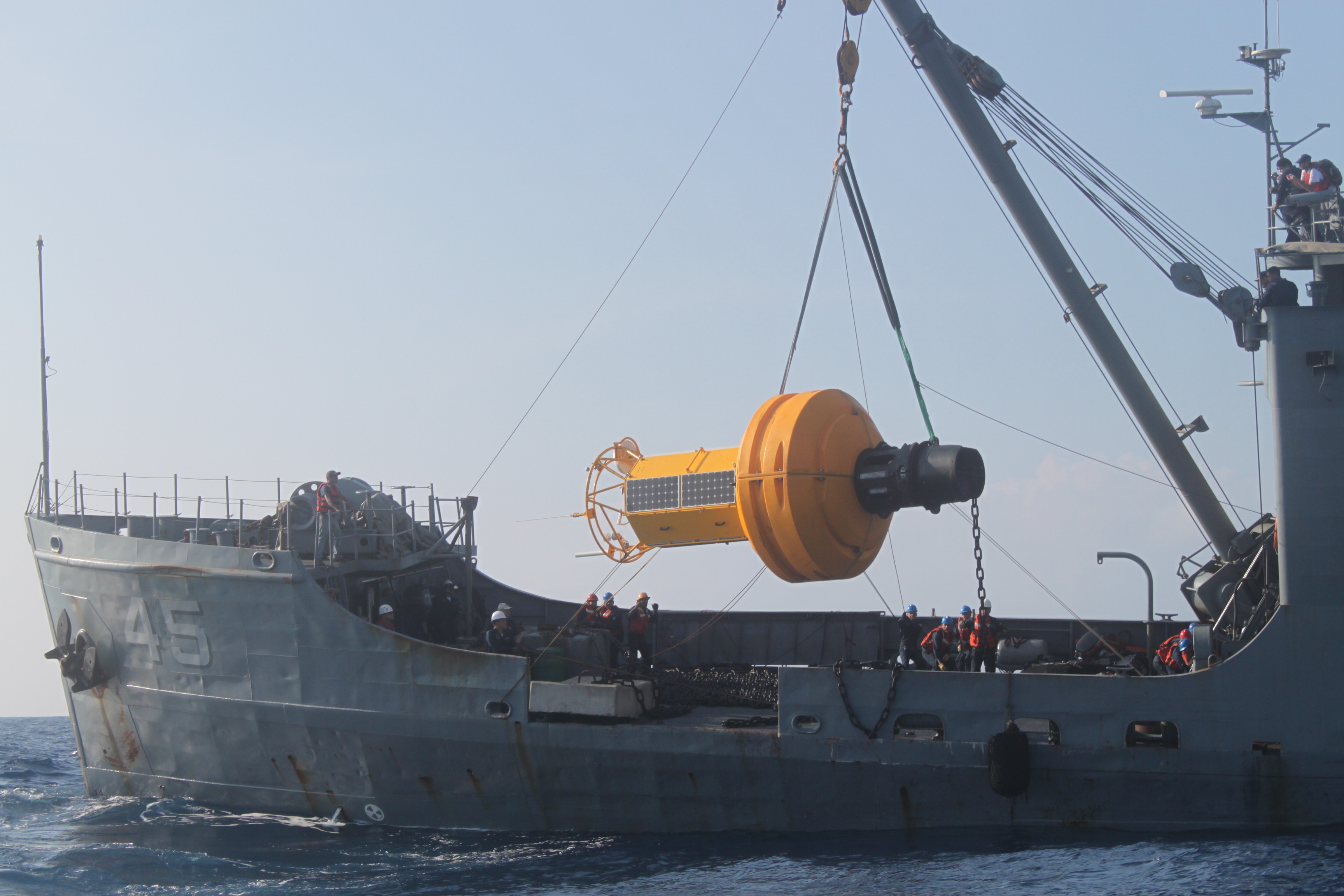 ARC San Andrés ship anchoring metoceanic buoy. ARC San Andrés ship anchoring metoceanic buoy.