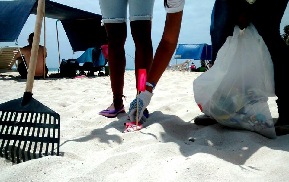 Jornada de limpieza en playas de San Andrés. Jornada de limpieza en playas de San Andrés.