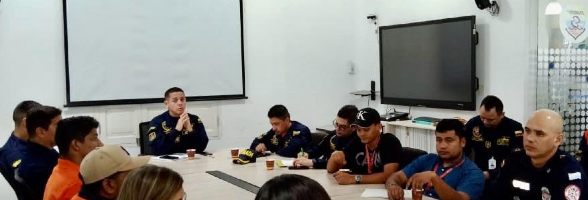 Autoridades de Santa Marta preparan las medidas de seguridad frente a la temporada de vacaciones de fin de año