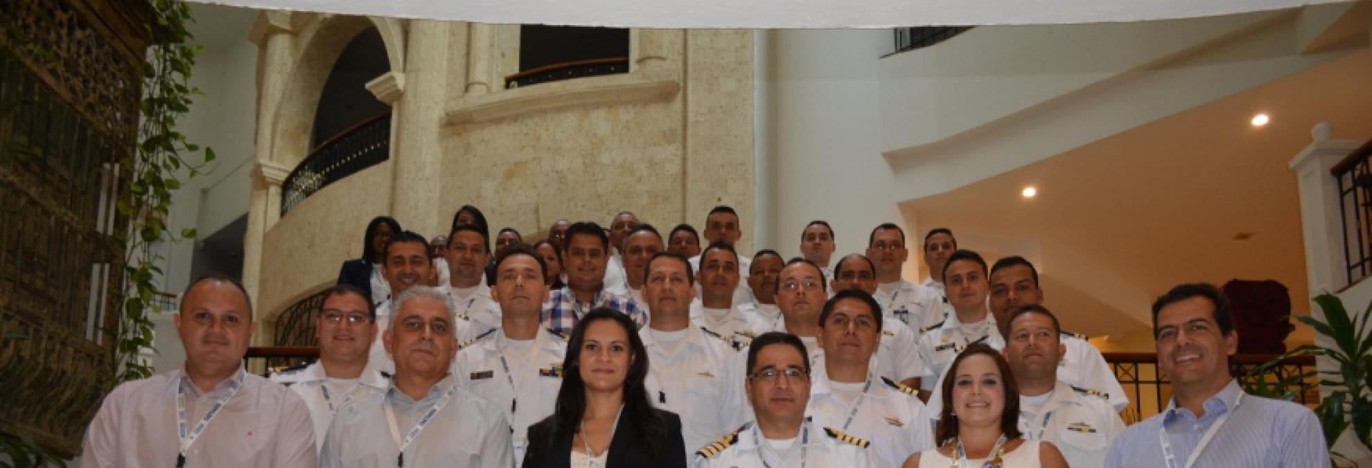 Participantes del Tercer Seminario Internacional de Ayudas a la Navegación. 